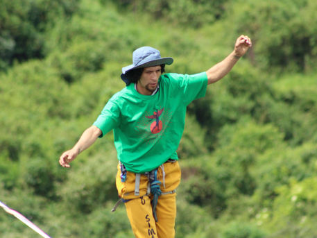 HighWarmis Fest 2022: La apuesta femenina del slackline por la unión de países en Suesca