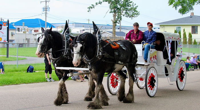 Rainy weather holds off for Stettler Canada Day parade