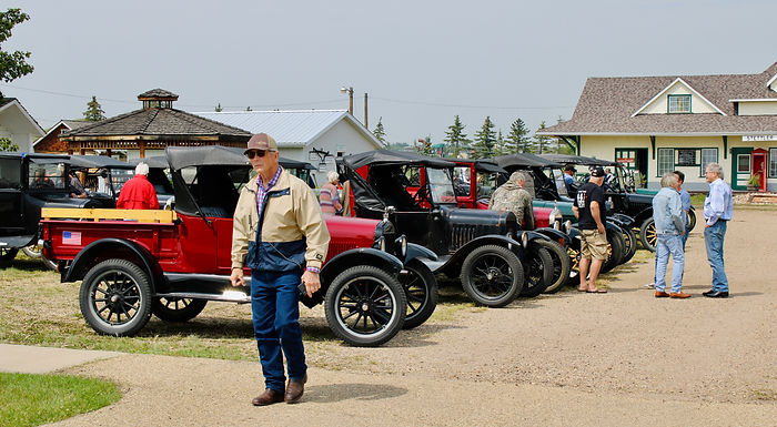 Model T Club marks 30th anniversary with Stettler stop
