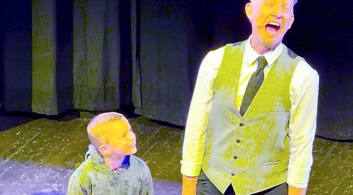 Harrison brings laughter to Stettler stage