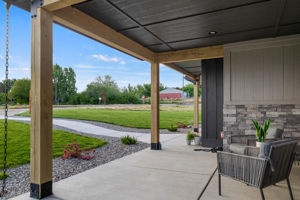 738 Blue Meadows060