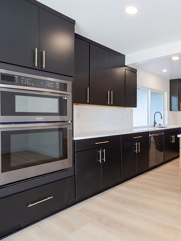 after photo of renovated kitchen