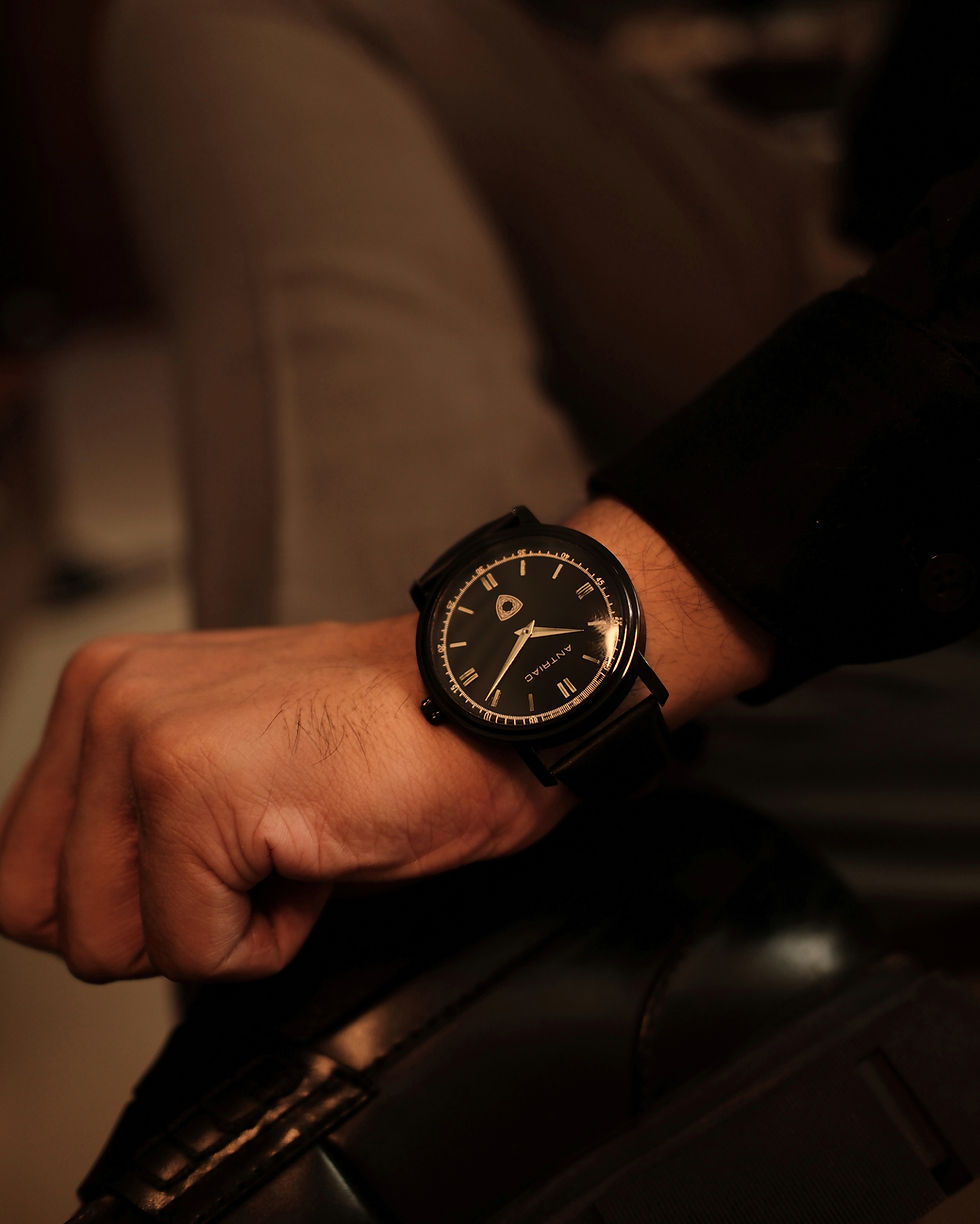 Thumbnail: Men In Black Leather Luxury Watch