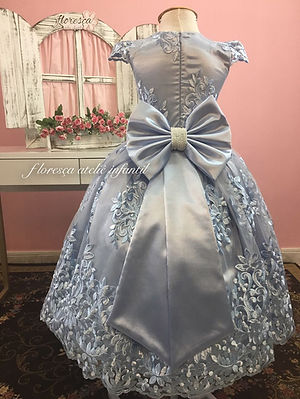 vestido infantil, vestido de luxo, vestido de festa, vestido de festa infantil, vestido de luxo infantil , luxo infantil, luxo, vestido com renda, vestido bordado, vestido de perola, vestido com brilho, vestido azul, vestido de luxo azul, vestido de festa azul, vestido de festa infantil azul, vestido de luxo infantil azul, luxo infantil azul, luxo azul, vestido com renda azul, vestido bordado azul, vestido de perola azul, vestido de luxo São Paulo, vestido de luxo novo, vestido de luxo 2018,  vestido menina, vestido chique , vestido lindo, vestido azul com dourado, vestido 1 ano