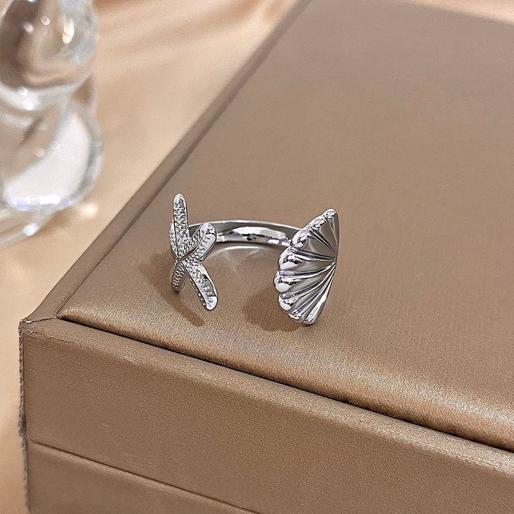 Statement Heart Pattern Ring | Greatera Stainless Steel | Chunky Wide Band