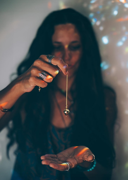 Tarot thérapie et pendule à distance