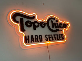 letra-caixa-curitiba-letra-bloco-caixa-alta-acm-fachadas-letra 3d-iluminacao-led-comunicacao-visual-curitiba