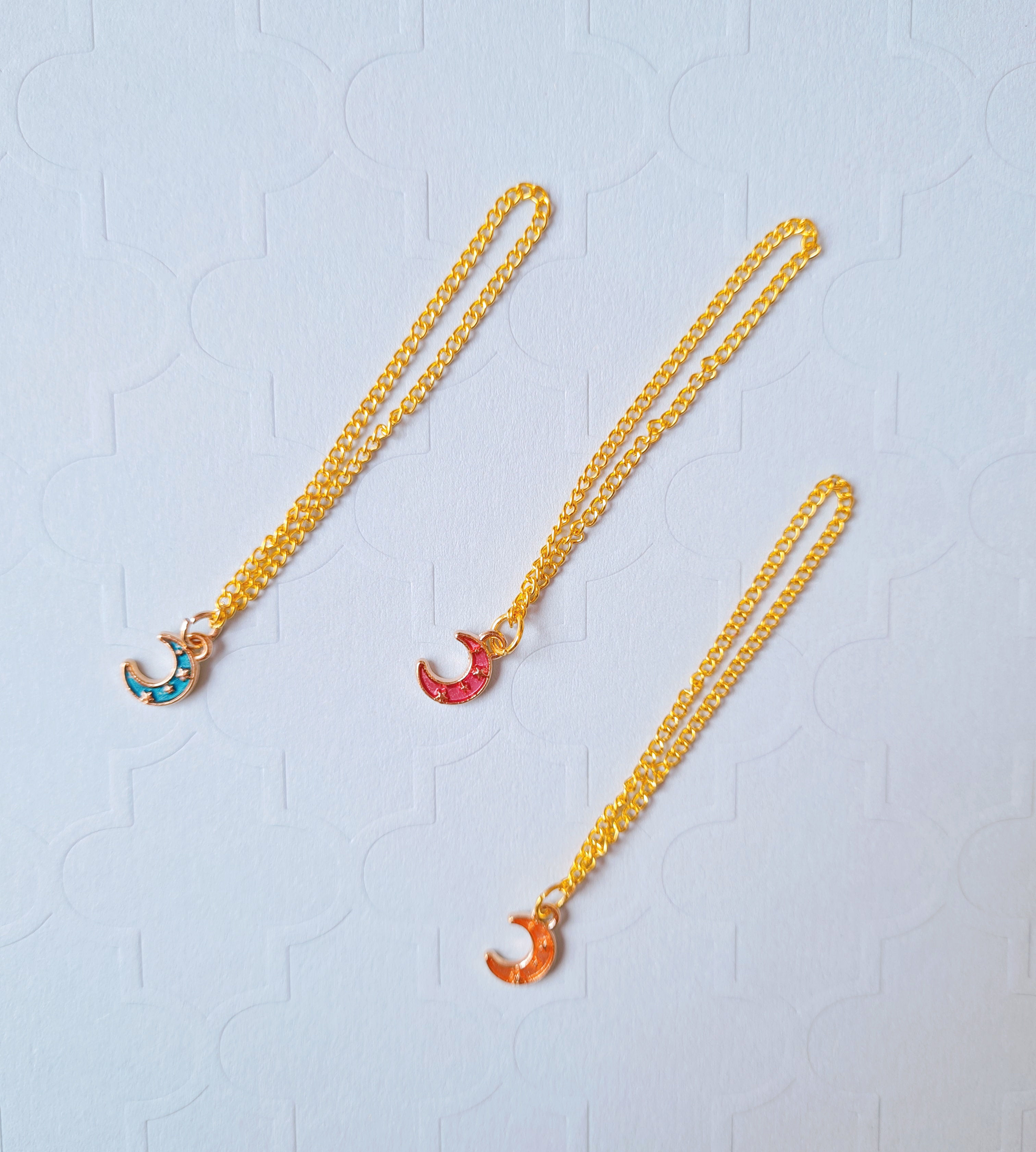 Barbie Accessories - Quarter Moon Gold Chain Necklace