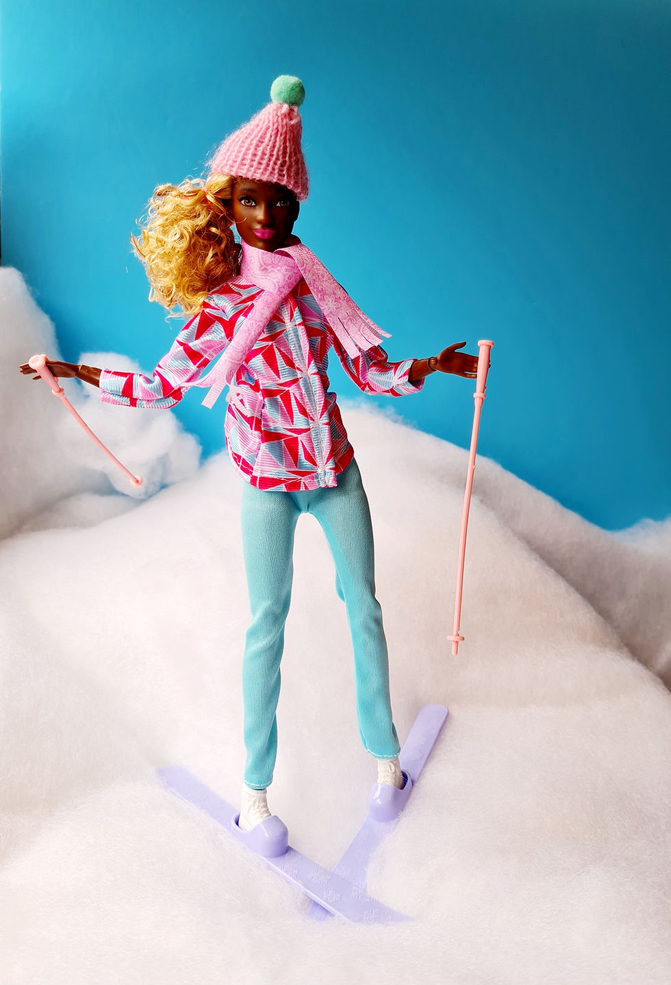 Thumbnail: Barbie is showing off her Ski and Snowboard Set