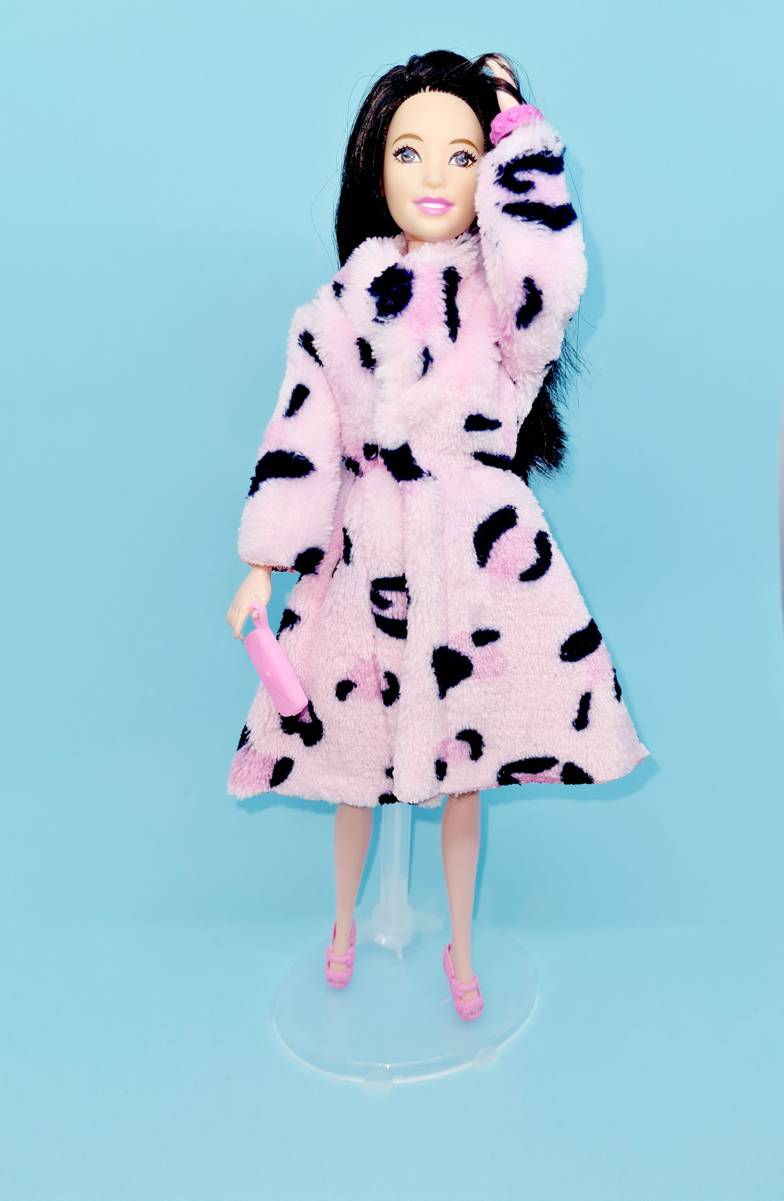 Barbie Clothes - Pink Cheetah Print Faux Fur Coat and Accessories
