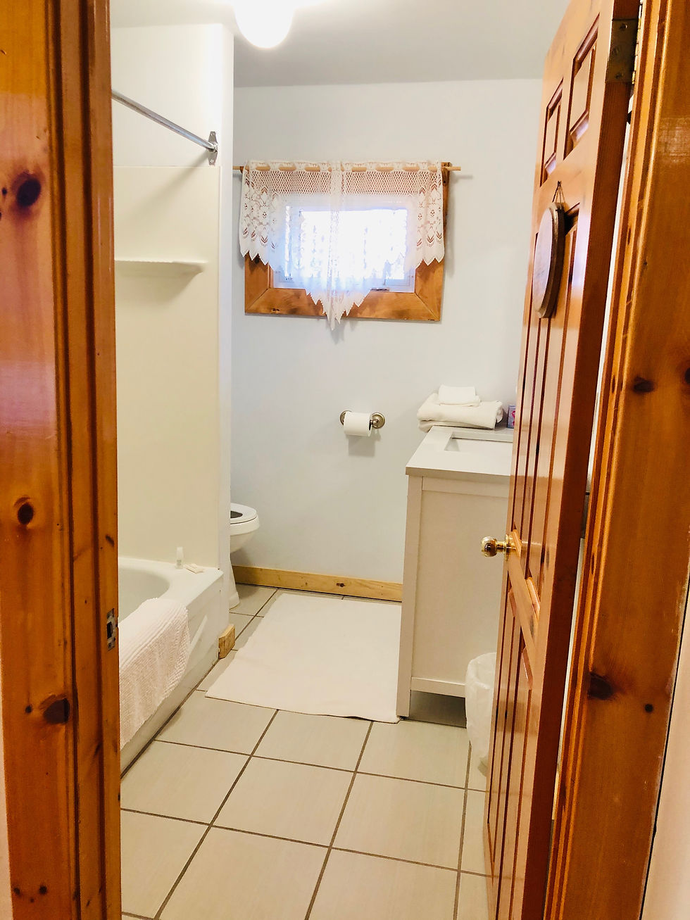 Erik bathroom across the hall