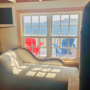 sitting area
