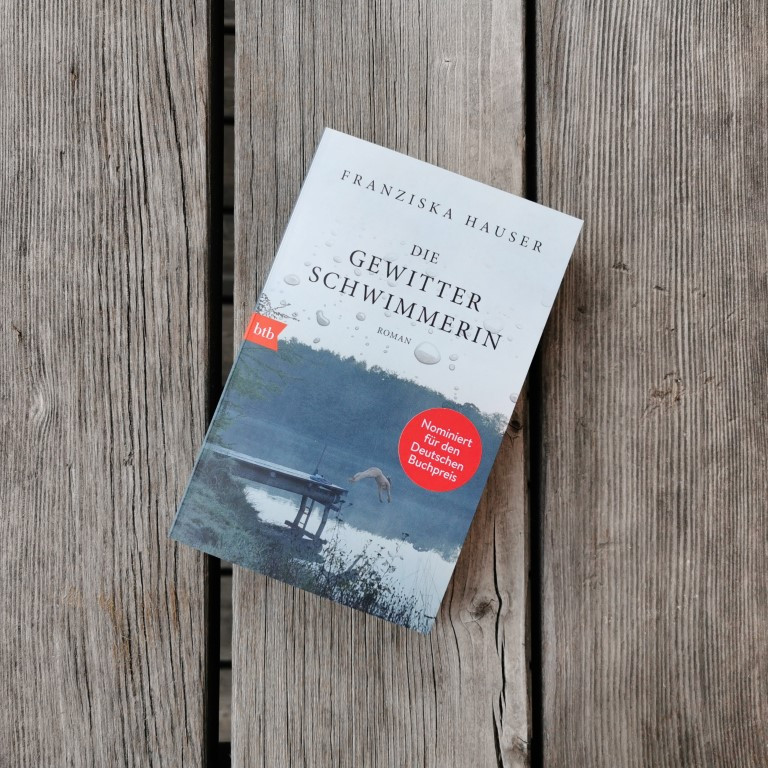 MINT & MALVE Buchtipp: Die Gewitterschwimmerin - Franziska Hauser (btb, 2019)