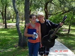 1936158_1190922498068_4066018_n