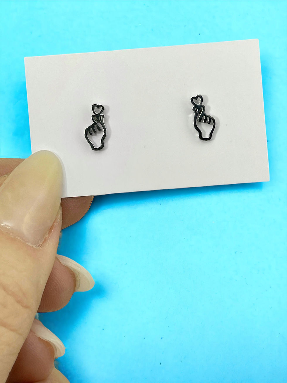 Thumbnail: Korean Heart Sign Earrings