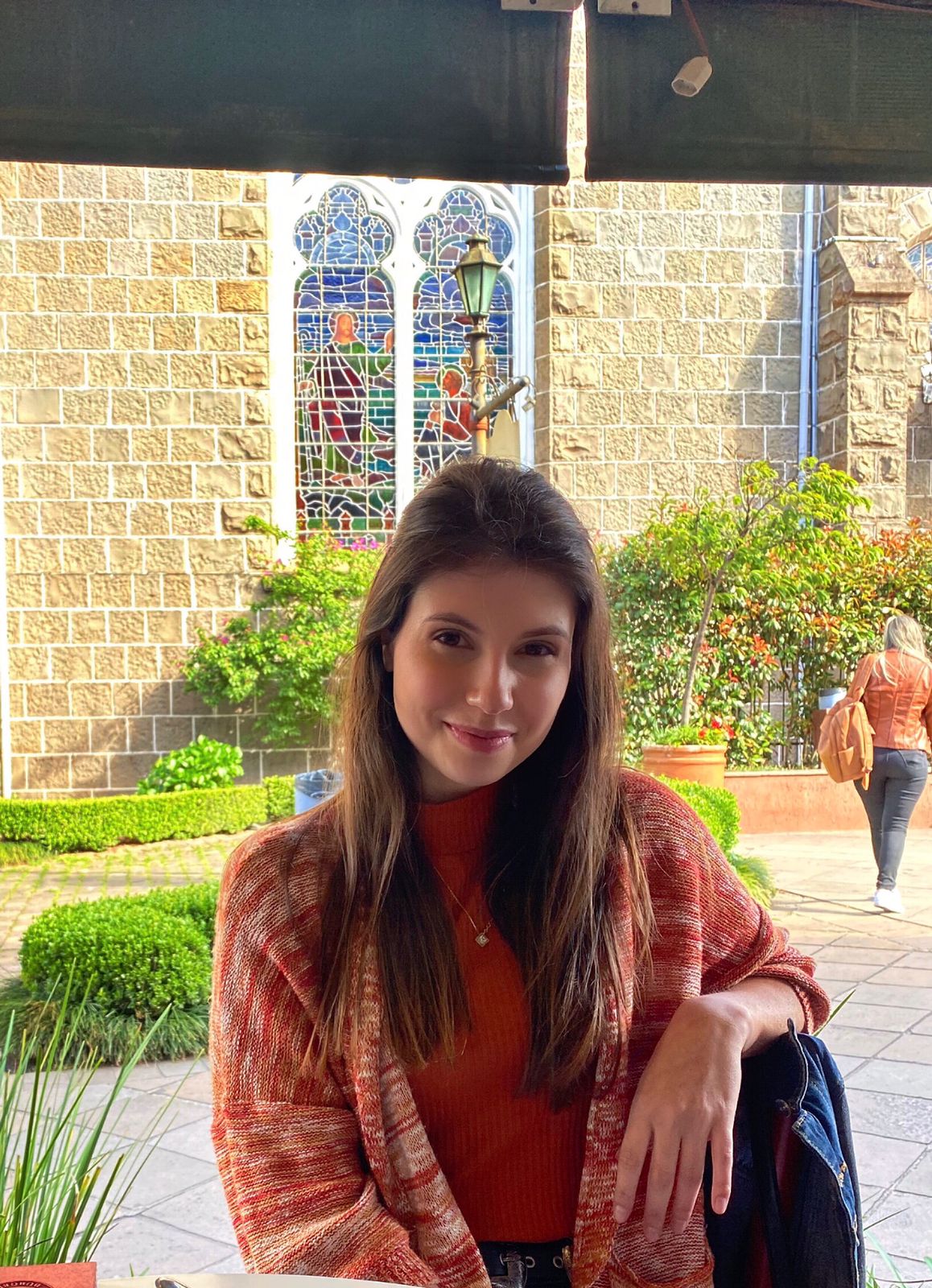 ISABELA CESCA DE COSTA