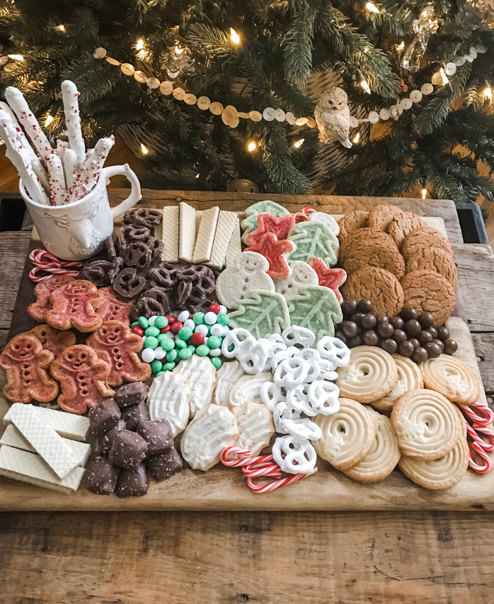EVERYDAY: COOKIES FOR SANTA WITH VOORTMAN