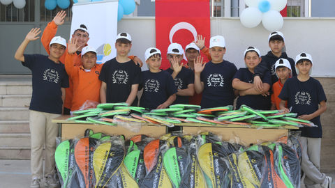 "Haydi Tenise!" Projesi 11 Deprem İlinde Eş Zamanlı Başladı