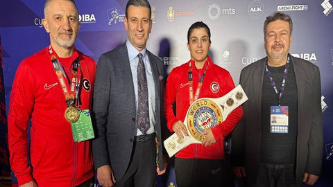 Busenaz Sürmeneli: "Uzun Bir Süre Daha Beni İzleyecekler"