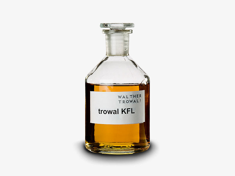 Thumbnail: Orange liquid in glass bottle