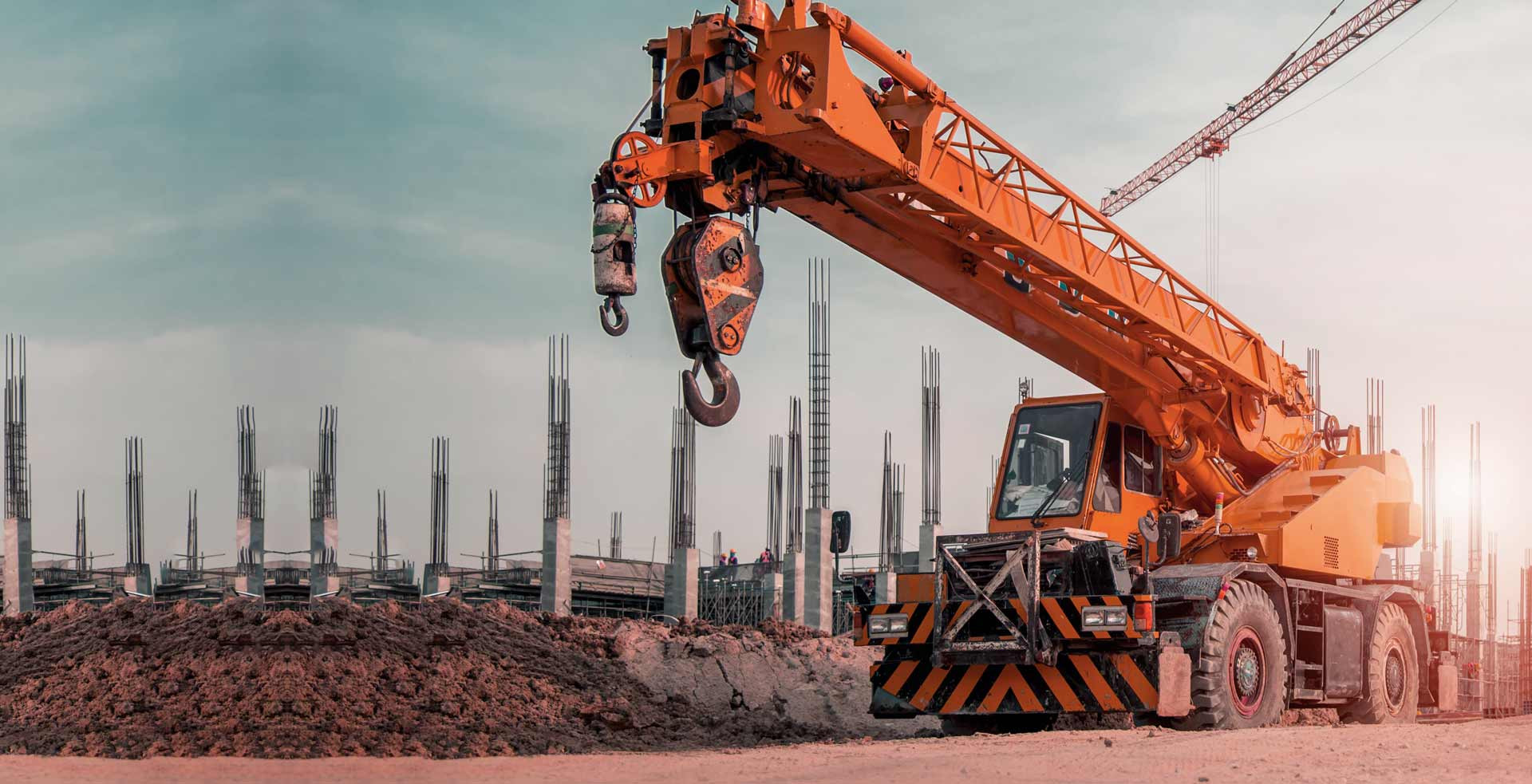 Rough & All Terrain Cranes Macsalvors Plant Hire Ltd