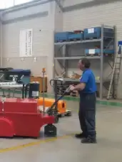 Thumbnail: Worker using the Multi-Mover XXL 15T