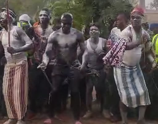 Un événement culturel de danse traditionnelle KAMOU en hommage à papa Eyadema GNASSINGBÉ pour le 20ème anniversaire de son décès.