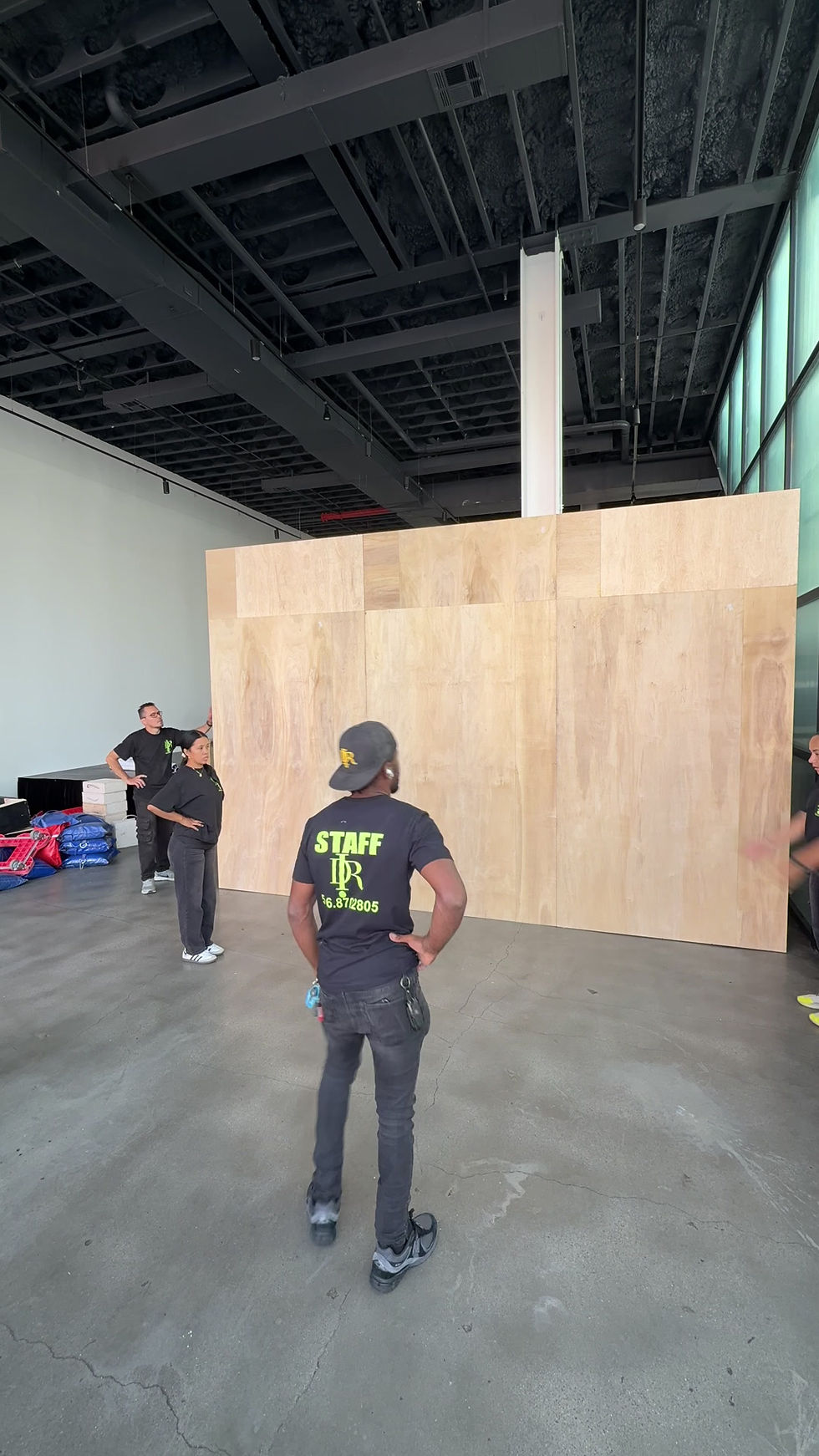 Thumbnail: Double sided Wall