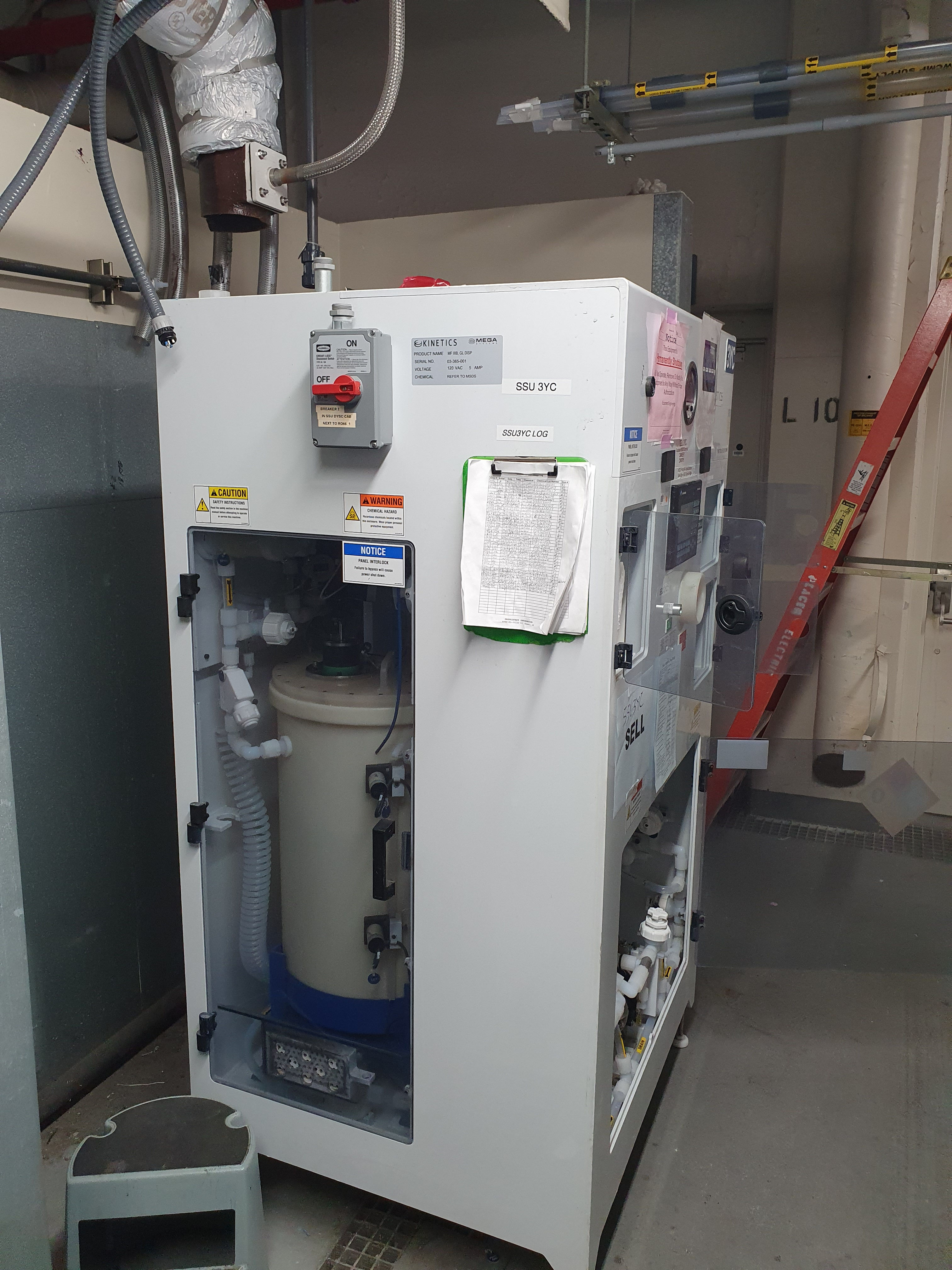 E11-0031 Megasystems MF IIIB GL DISP