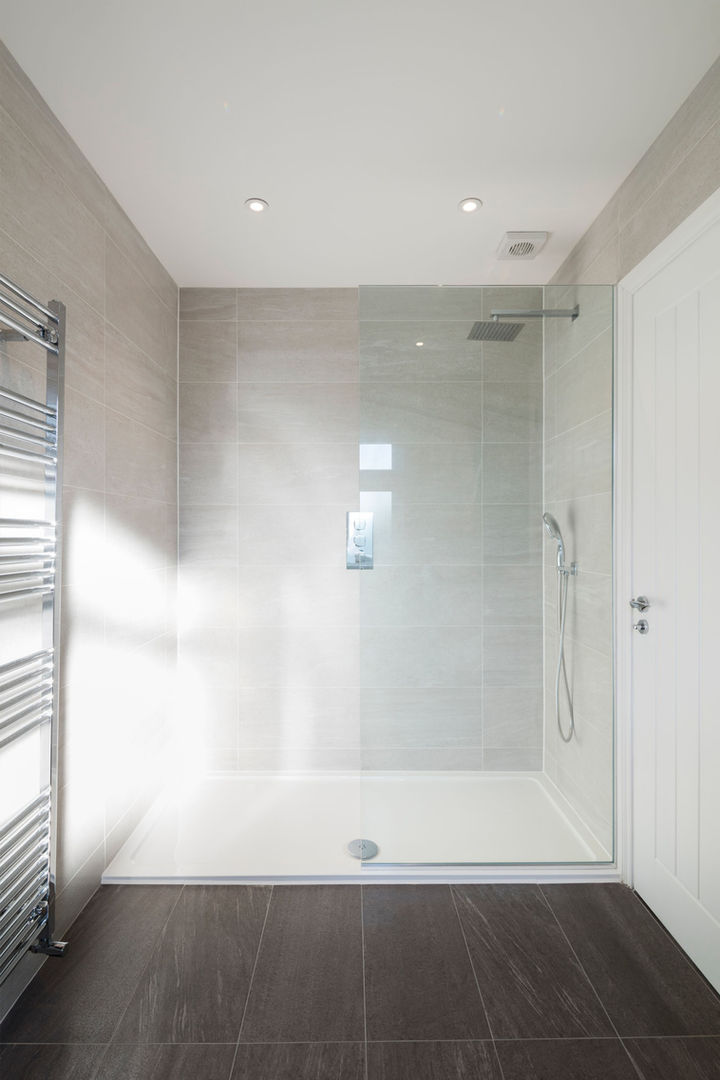 Extra large, walk in shower
