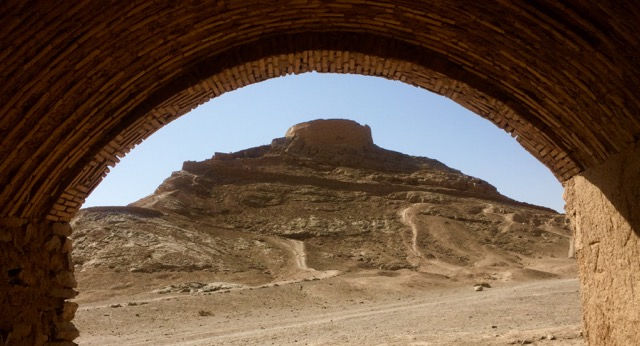 Shelley Dark Travel Yazd_4748