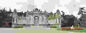 the opulence of the Dolmabahce Palace
