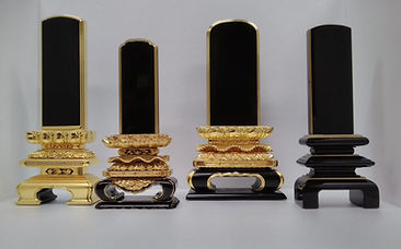漆塗り位牌(本金箔).jpg
