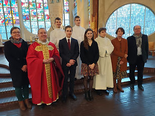 Photo de la délégation dans l'église Ste Jeanne d'Arc à Rouen