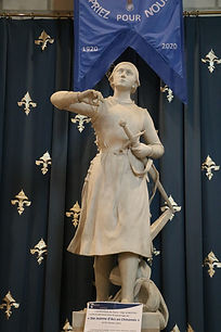 Photo d'une statue à Chinon