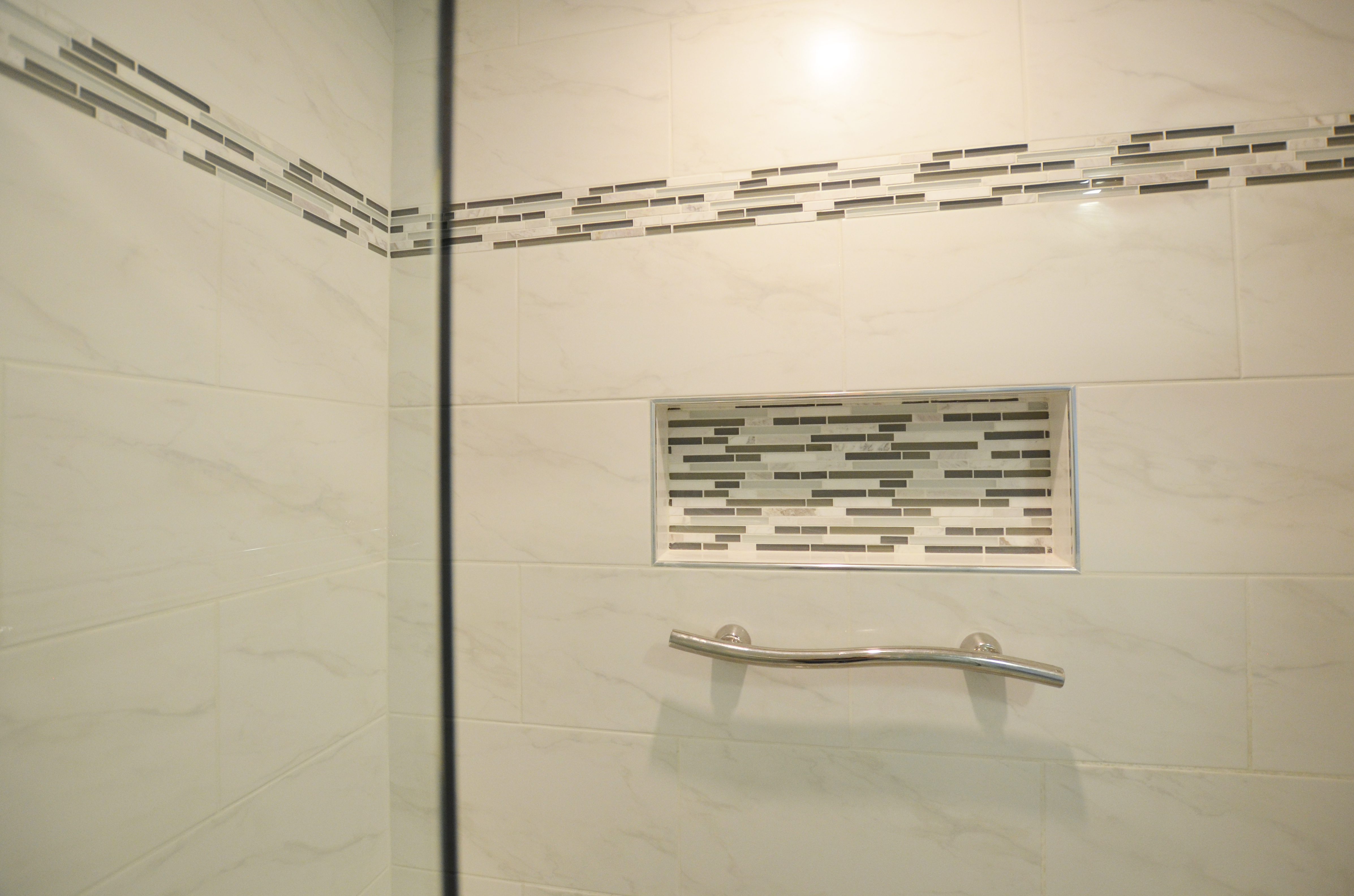 Shower Niche and Assist Bar