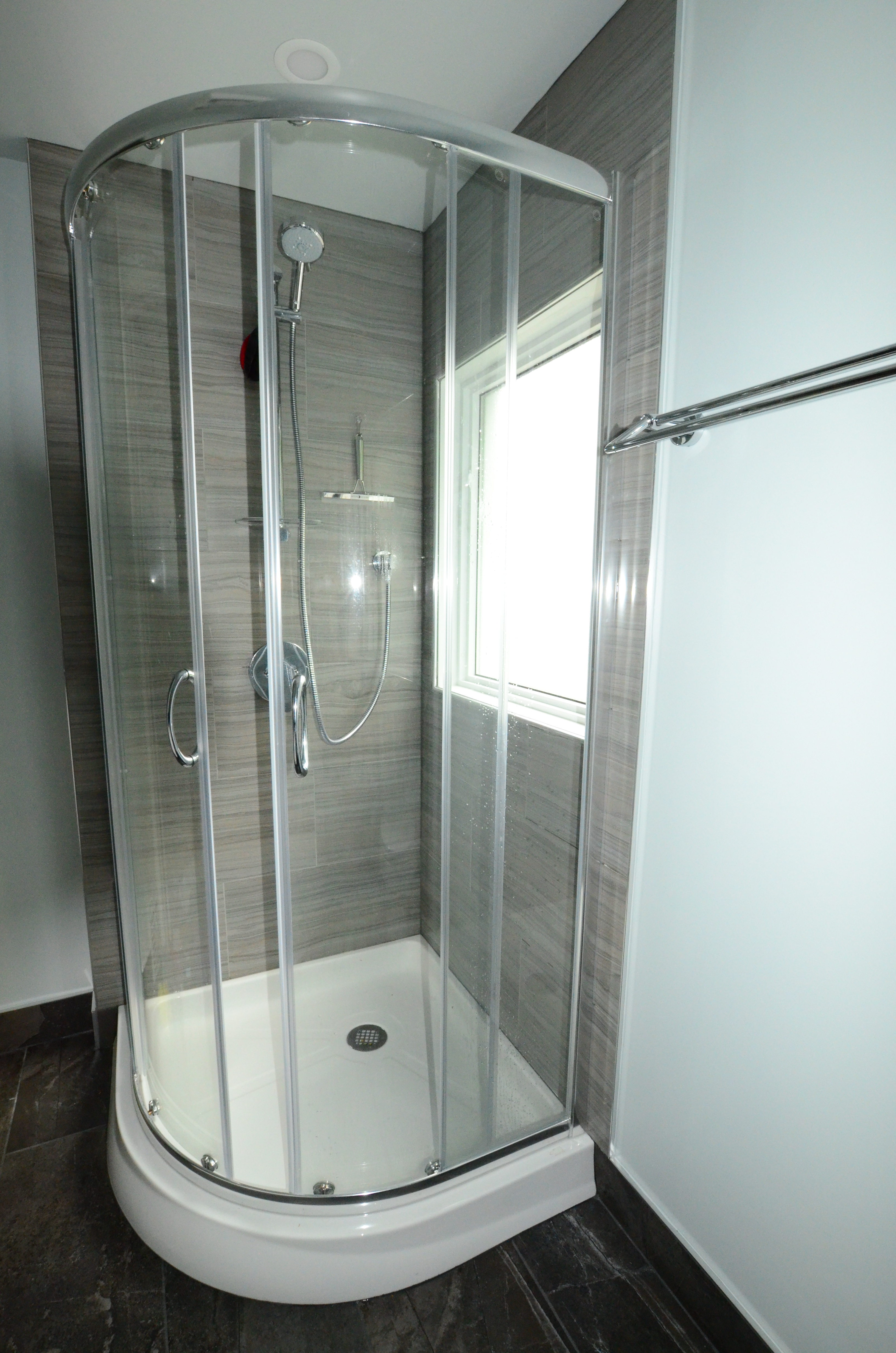 Peter's Attic Bath, 2016