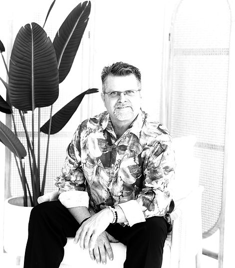 BryanBrandingSession-05_edited_edited.jp