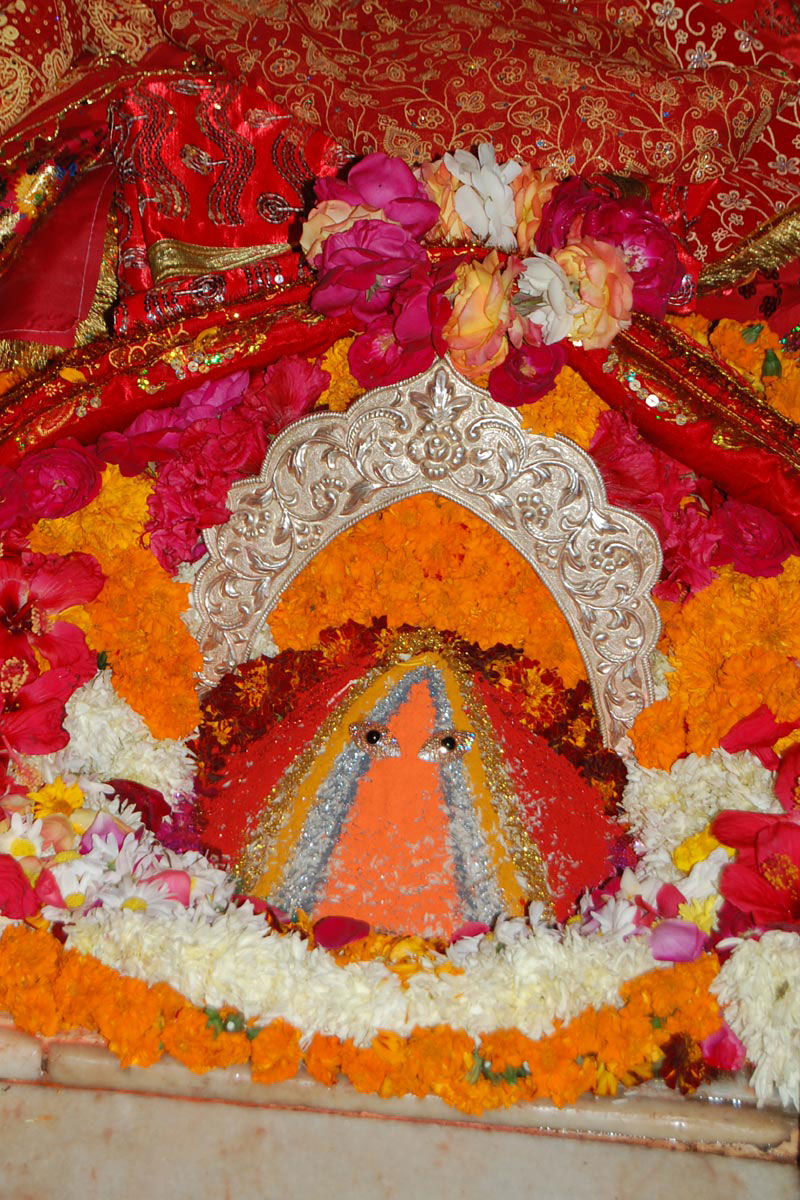 Maa Chintpurni