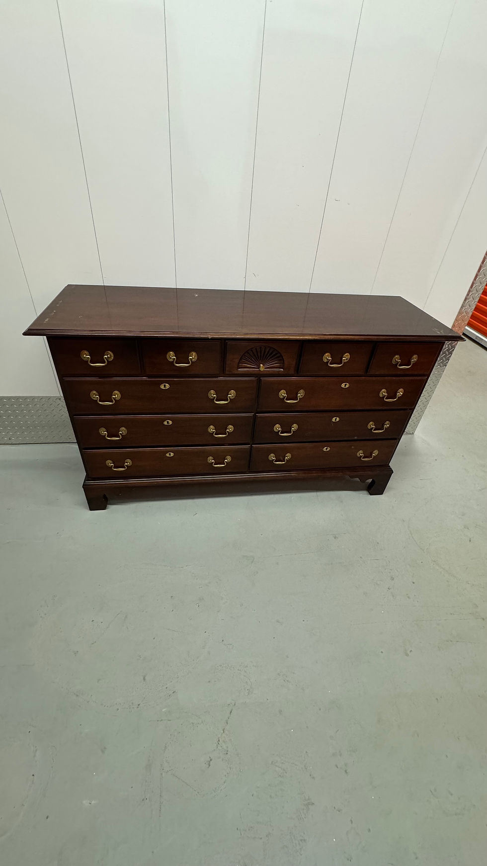 Miniatura: Vintage Real Wood Dresser - FREE Delivery in NYC