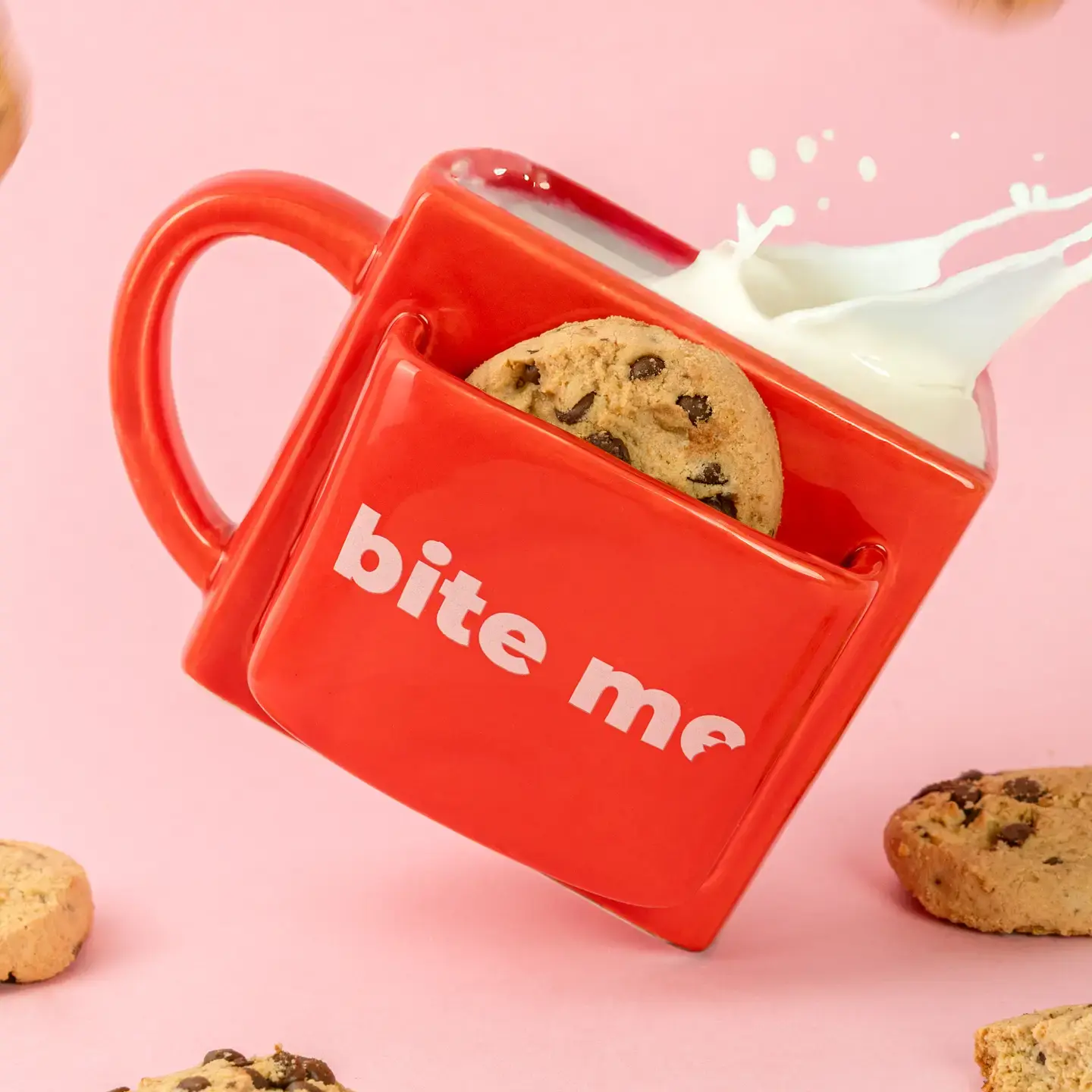 Pocket Mug "Bite Me"
