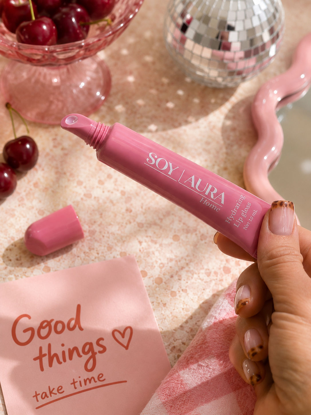 Hydrating lipgloss