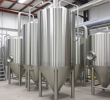 Mixing, Storage & Fermentation Vessels – Precision-fabricated tanks for dairy, brewing, di