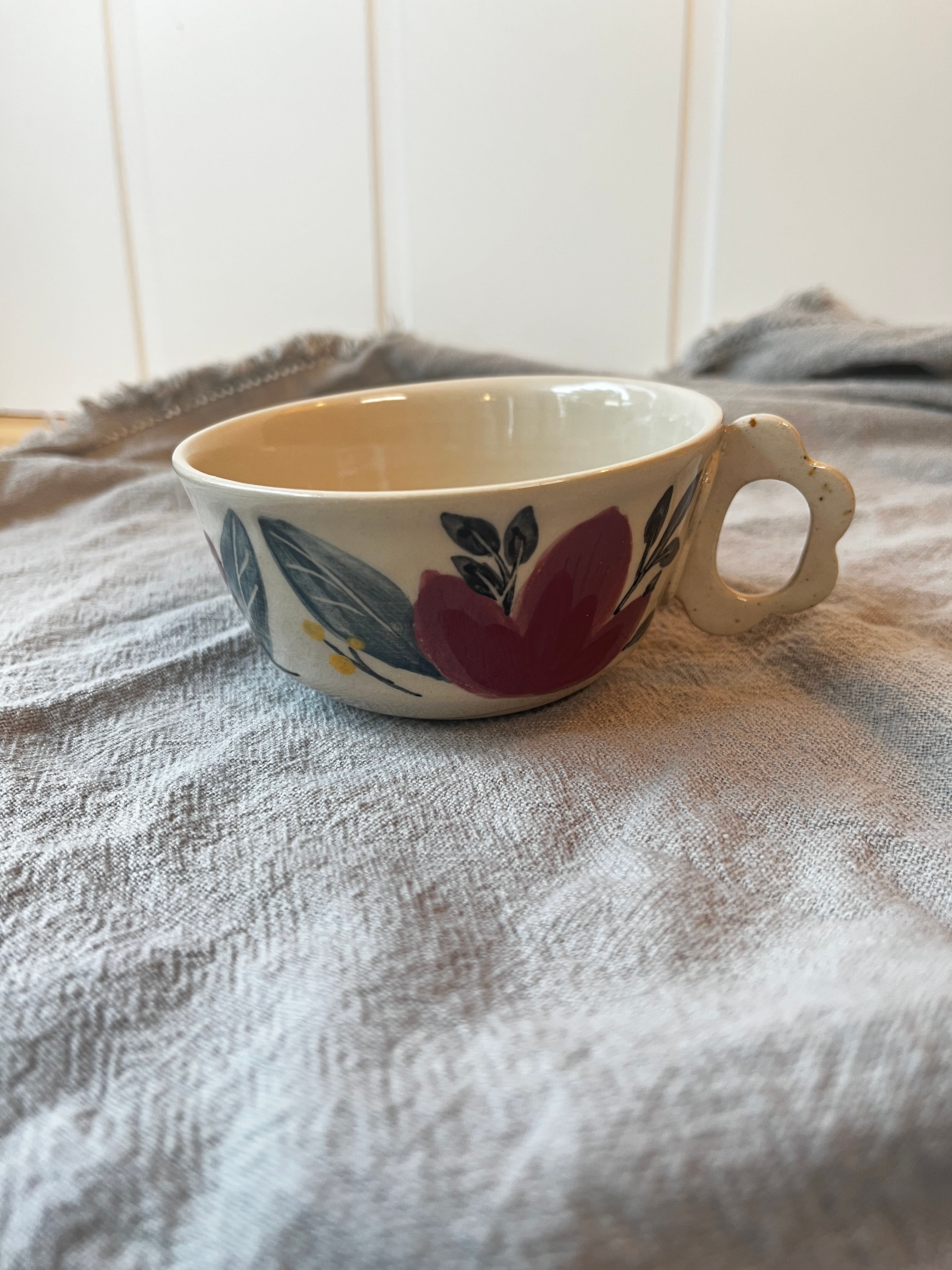 Allmoge - lila blomma