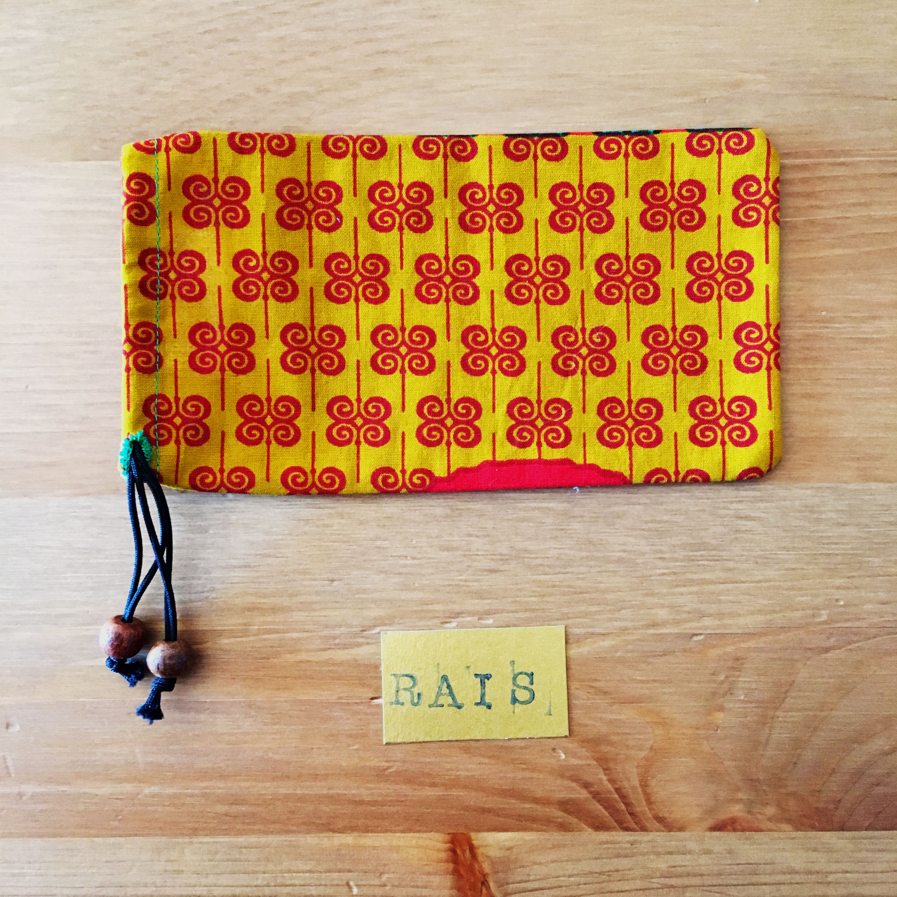 Rais_sunglasses case