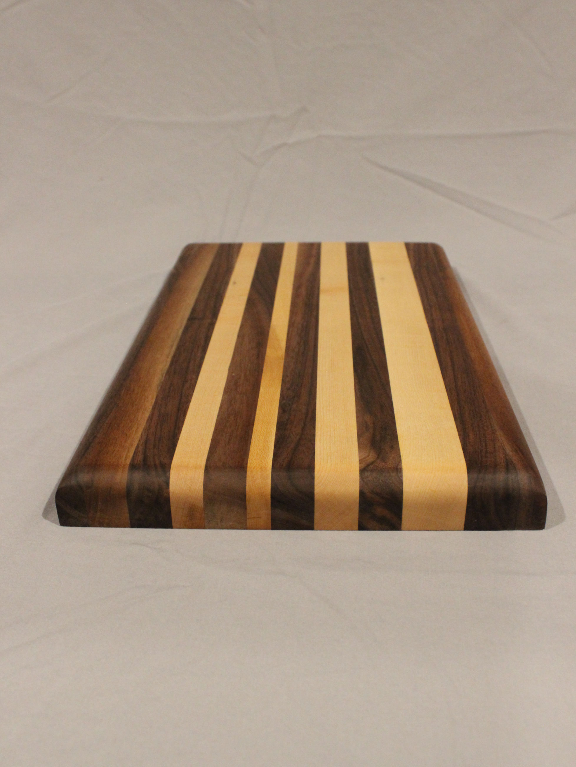 Maple/Walnut Hardwood Cutting Board