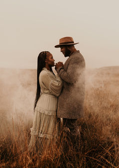 Autumnal engagement session in Spain