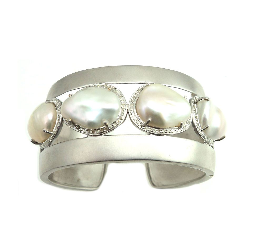 The Laeticia Cuff