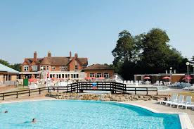 BIG SAVINGS ON SCHOOL SUMMER HOLIDAYS AT HOBURNE BASHLEY PARK IN THE NEW FOREST