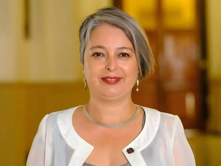 Ministra de Trabajo atribuye el aumento de la informalidad laboral a la mala imagen de las AFP en Chile